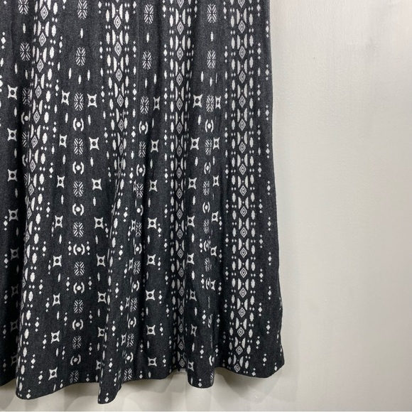 41 Hawthorn Alivia Print Pattern Fit & Flare Midi Stretchy Sweater Dress Size XL - Picture 2 of 6